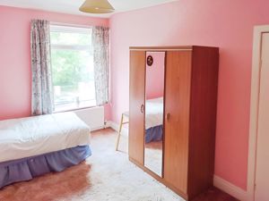 Bedroom 2- click for photo gallery